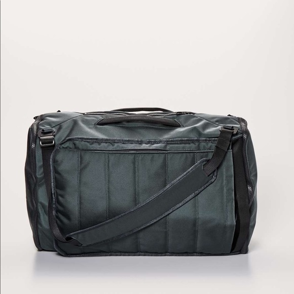assert duffel lululemon